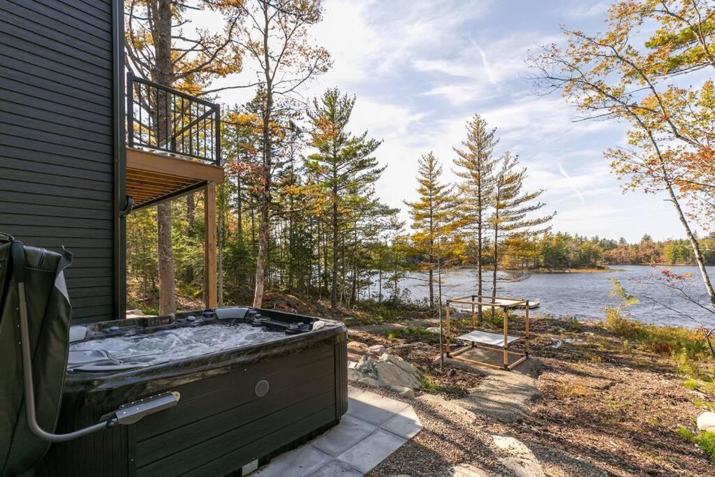 Numinous Cottage Long Lake Oasis Centre Rawdon Buitenkant foto